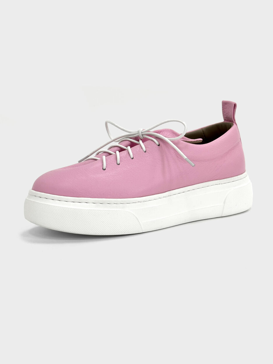 Womens-sneakers-pink-leather