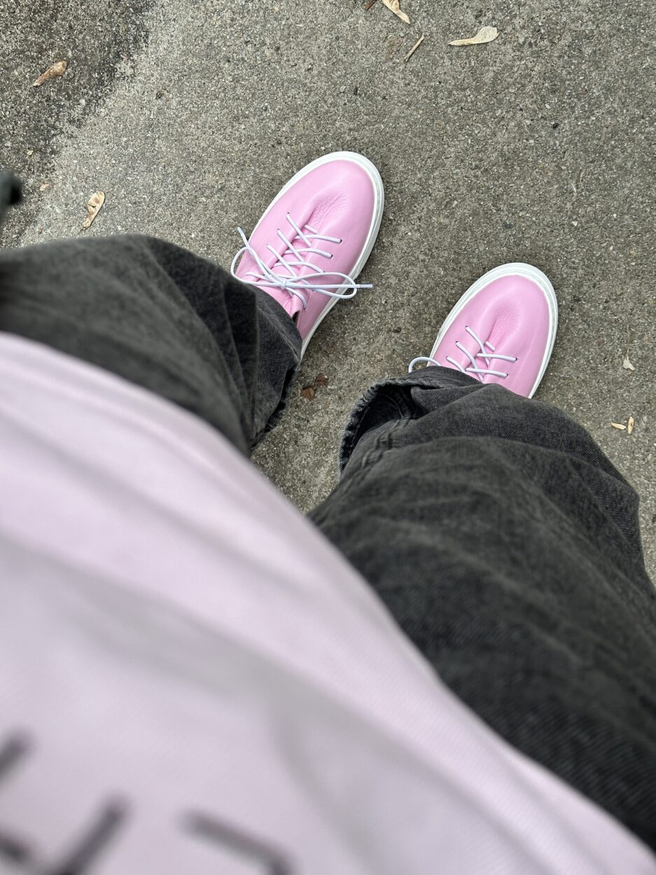 Womens-sneakers-pink-leather