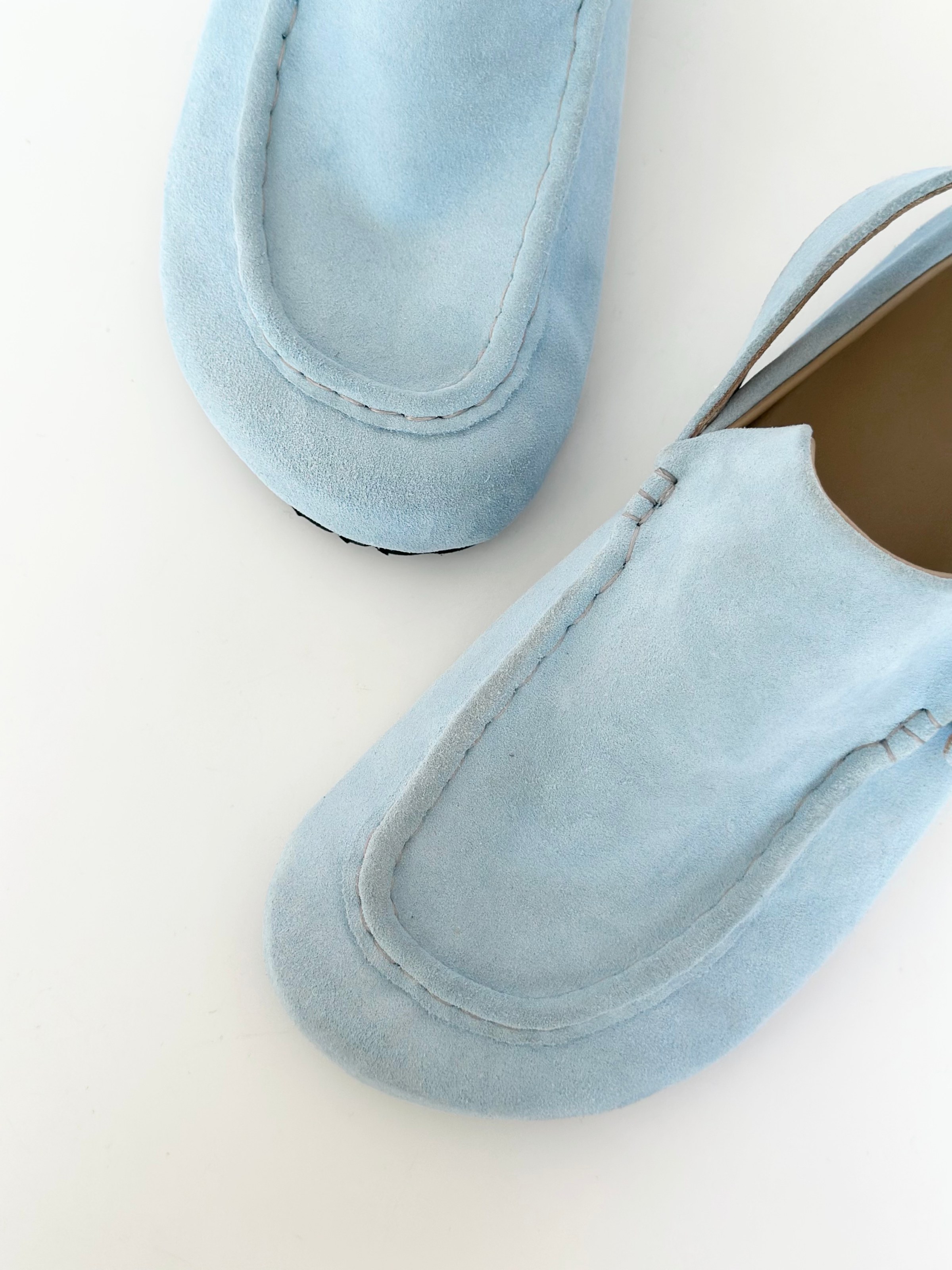 Sunday-BlueSuede